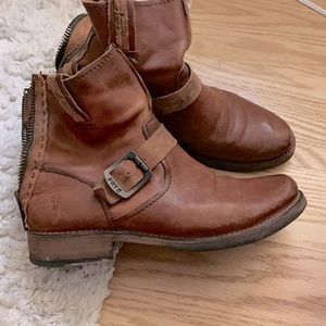 Women’s Frye genuine leather booties.